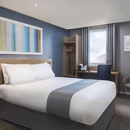 Travelodge Leeds Central Værelse billede