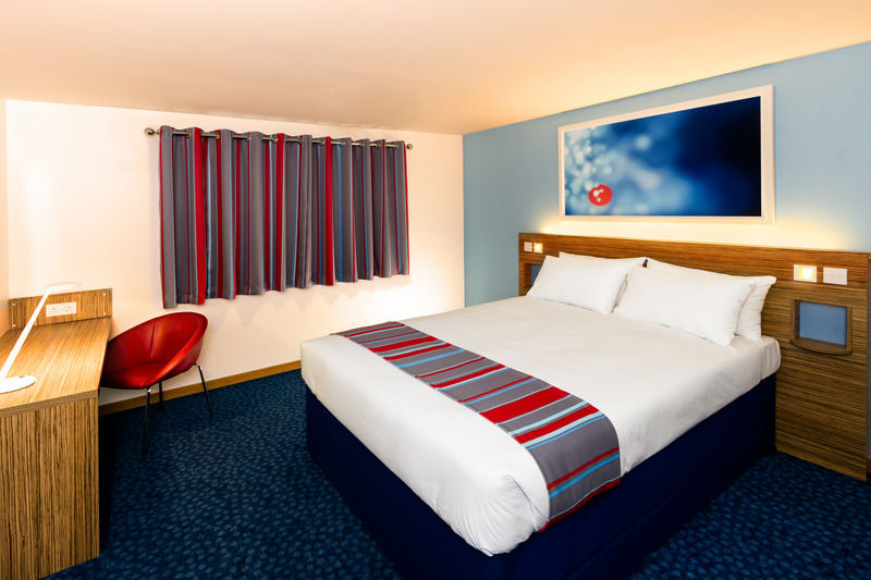Travelodge Leeds Central Eksteriør billede