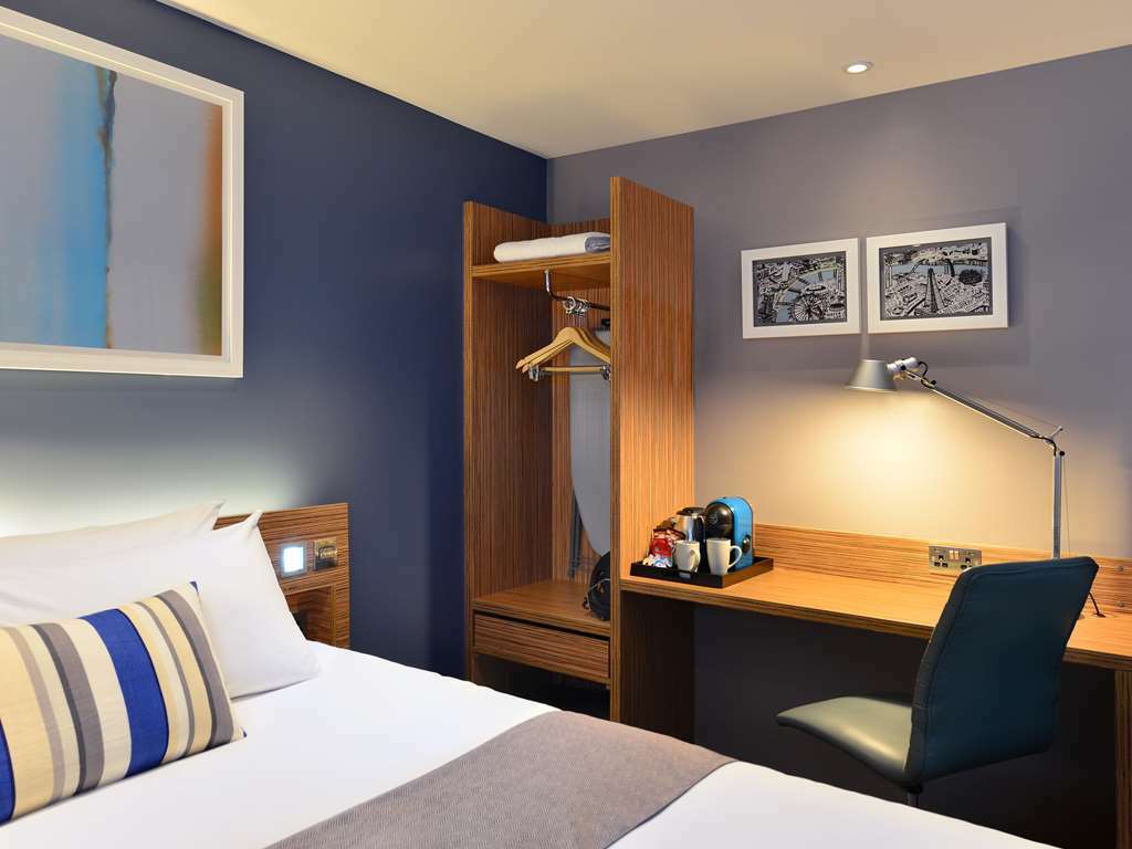 Travelodge Leeds Central Værelse billede